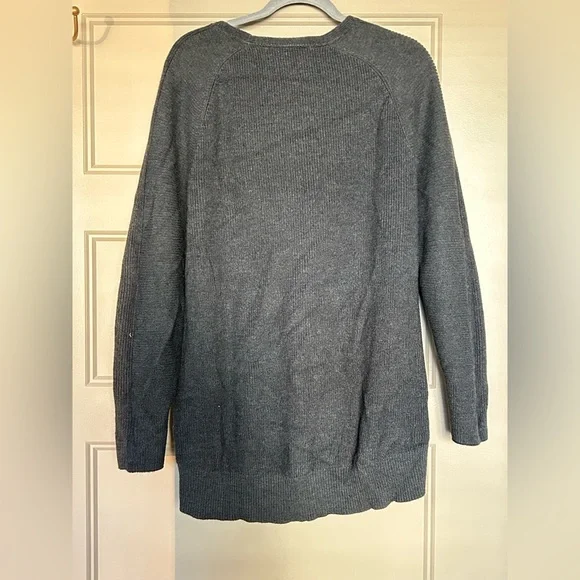 Hanover V-Neck Sweater by Athleta in Gray Size L - Picture 2 of 6